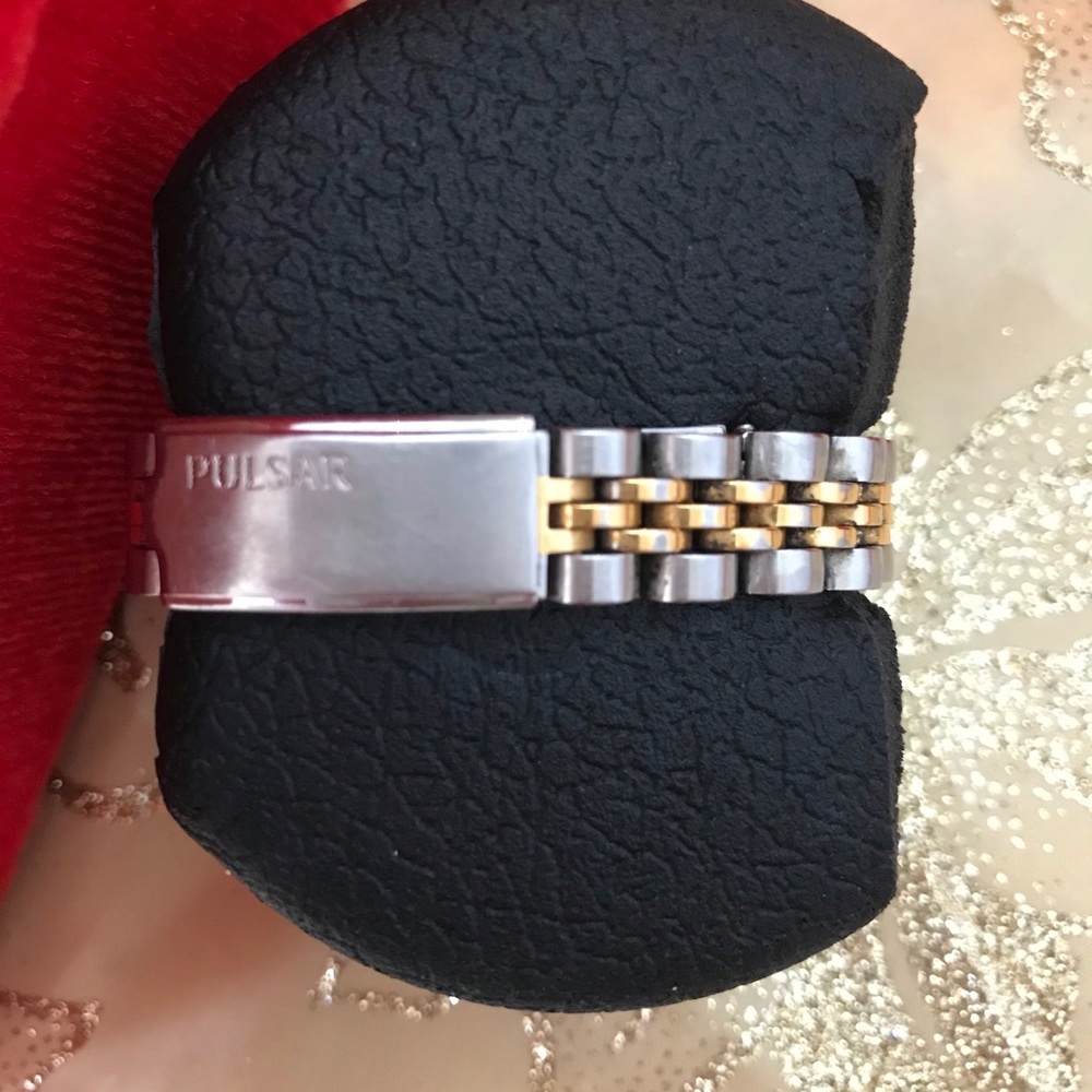 INDIANA UNIVERSITY OF PA PULSAR QUARTZ WATCH ⭐️💫 - Picture 14 of 15